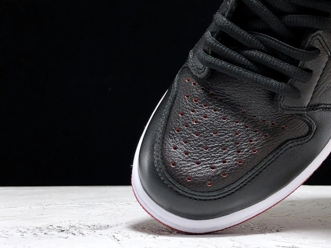 - Lance 653532-002 Air Black 1 Mountain SB Jordan 1126